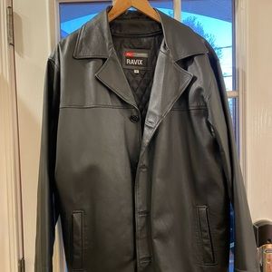 Men’s Black Leather Jacket Size M with zip out quilted lining